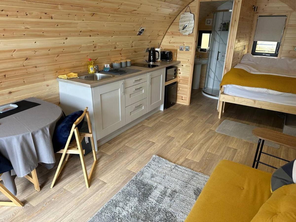 Lochside Lodge Pod Лейрг Екстериор снимка