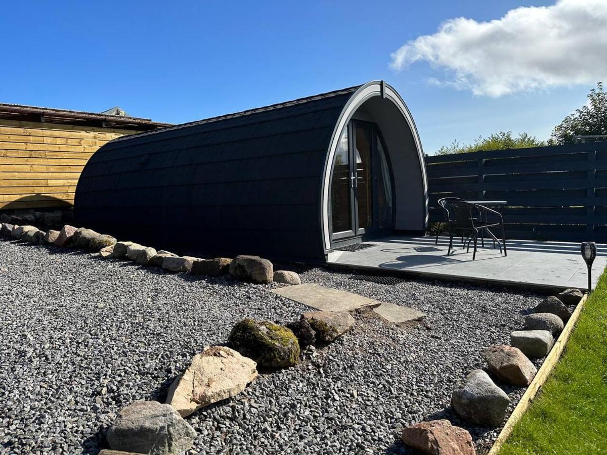 Lochside Lodge Pod Лейрг Екстериор снимка